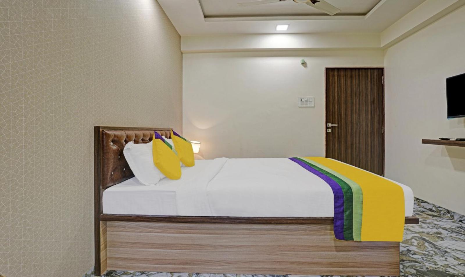 Glitz Hotels Golden Birds - Mahape, נאווי מומבאי מראה חיצוני תמונה